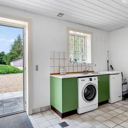 Сasa de vacaciones 3 Bedroom Beautiful In *