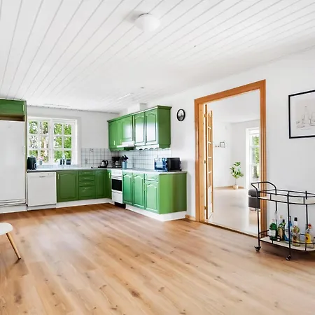 Сasa de vacaciones 3 Bedroom Beautiful In *